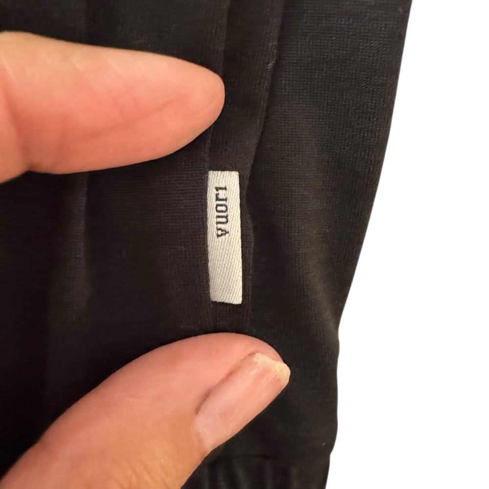Vuori Short Sleeve Lux Crew Jumpsuit Size M Black Athletic Sporty Athleisure - Picture 8 of 11